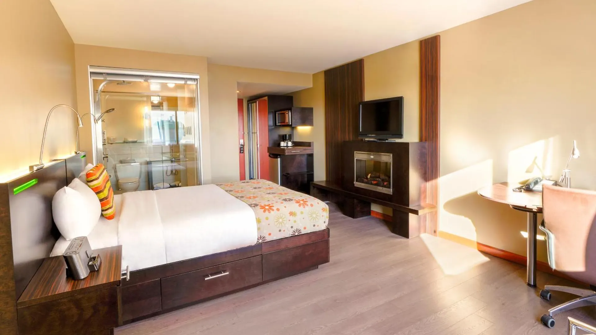 Hotel Must Quebeque