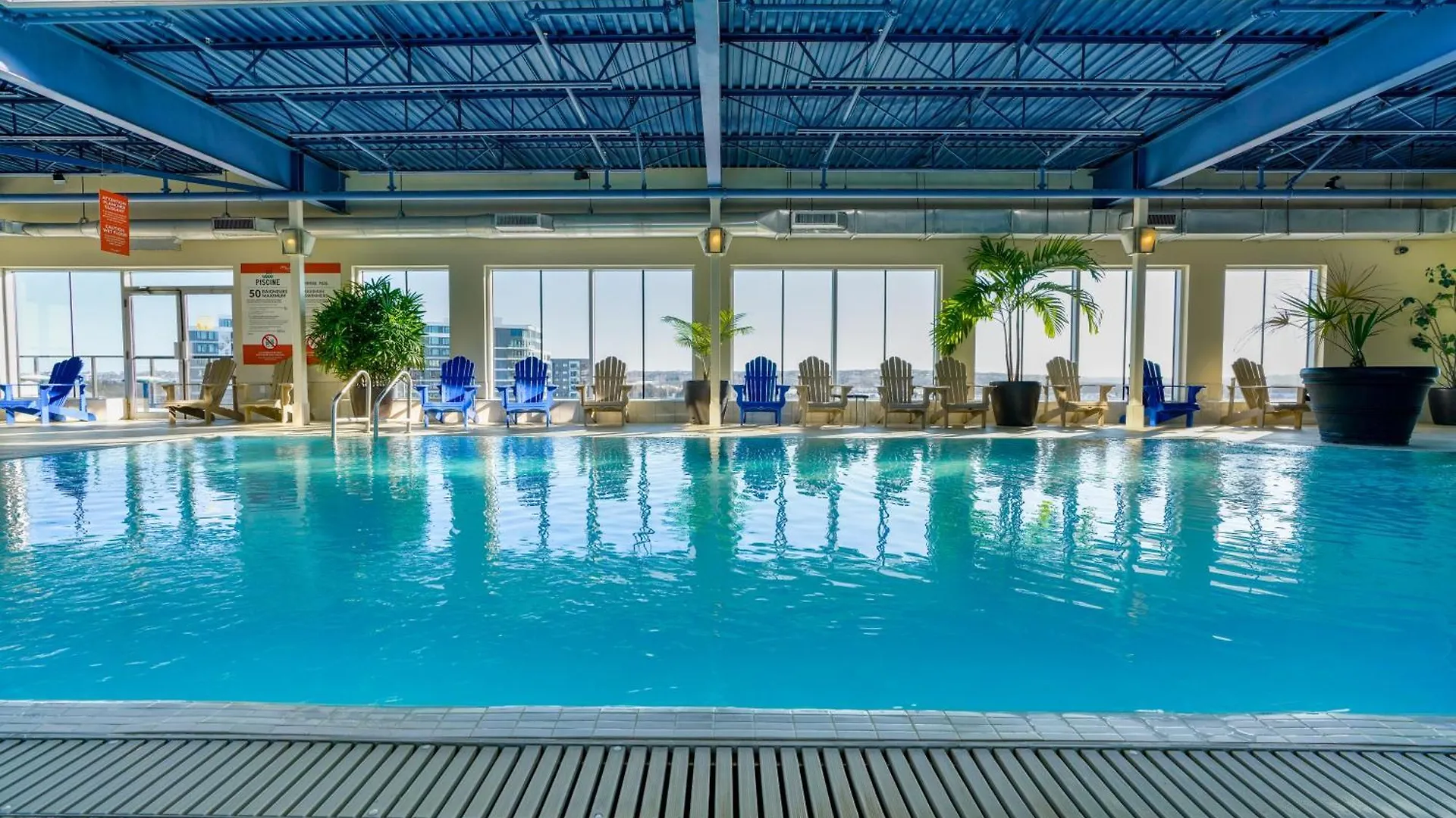 Hotel Must مدينة كويبيك